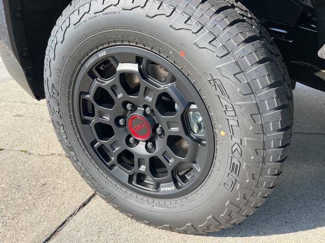 Vehicle image 10 of 35