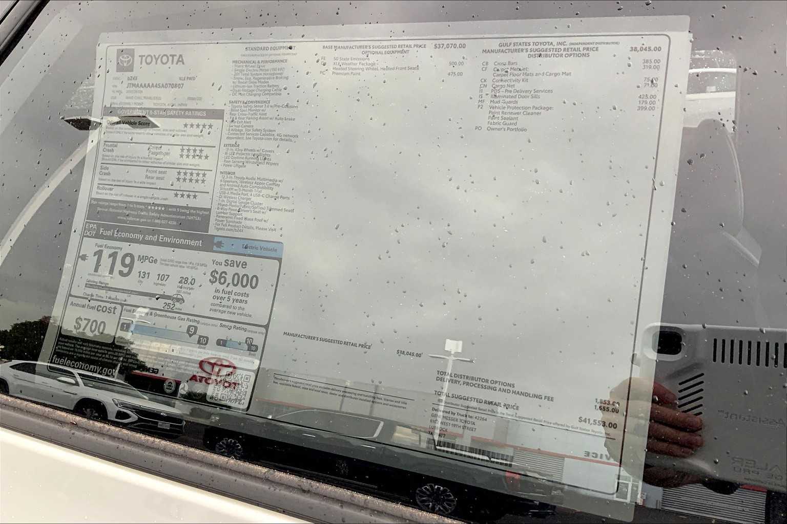 Vehicle image 18 of 22