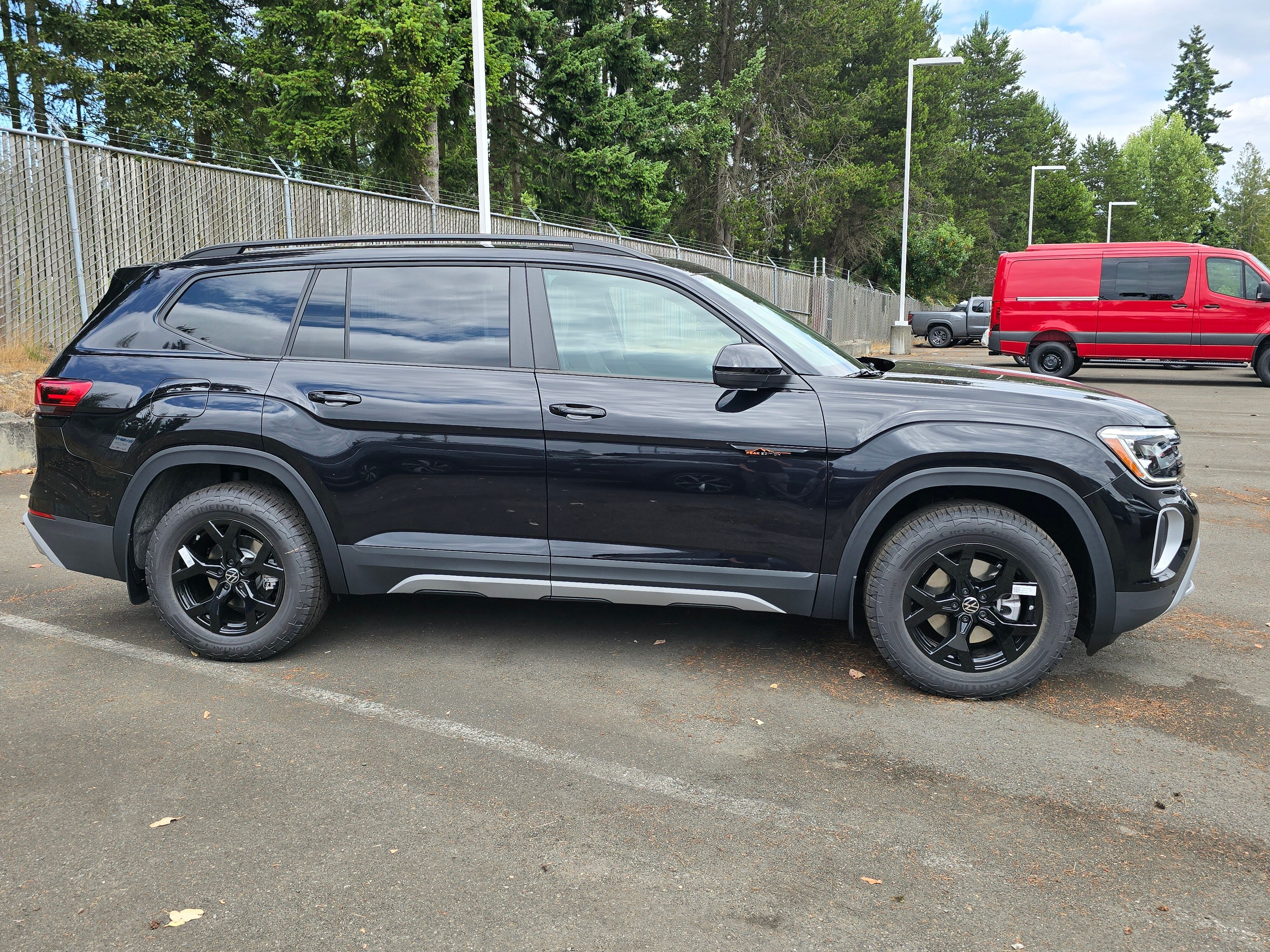 Vehicle image 4 of 27