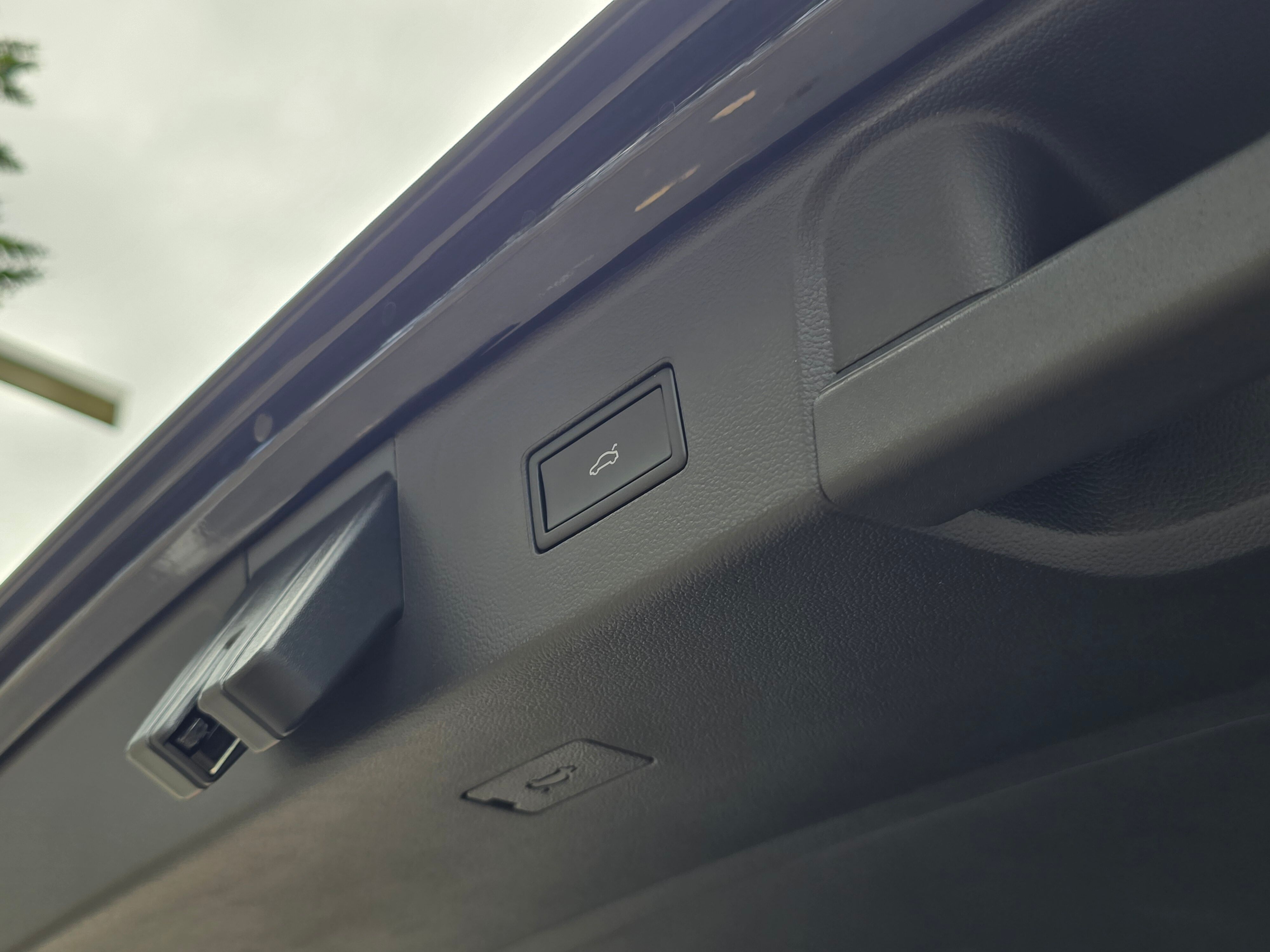 Vehicle image 27 of 27