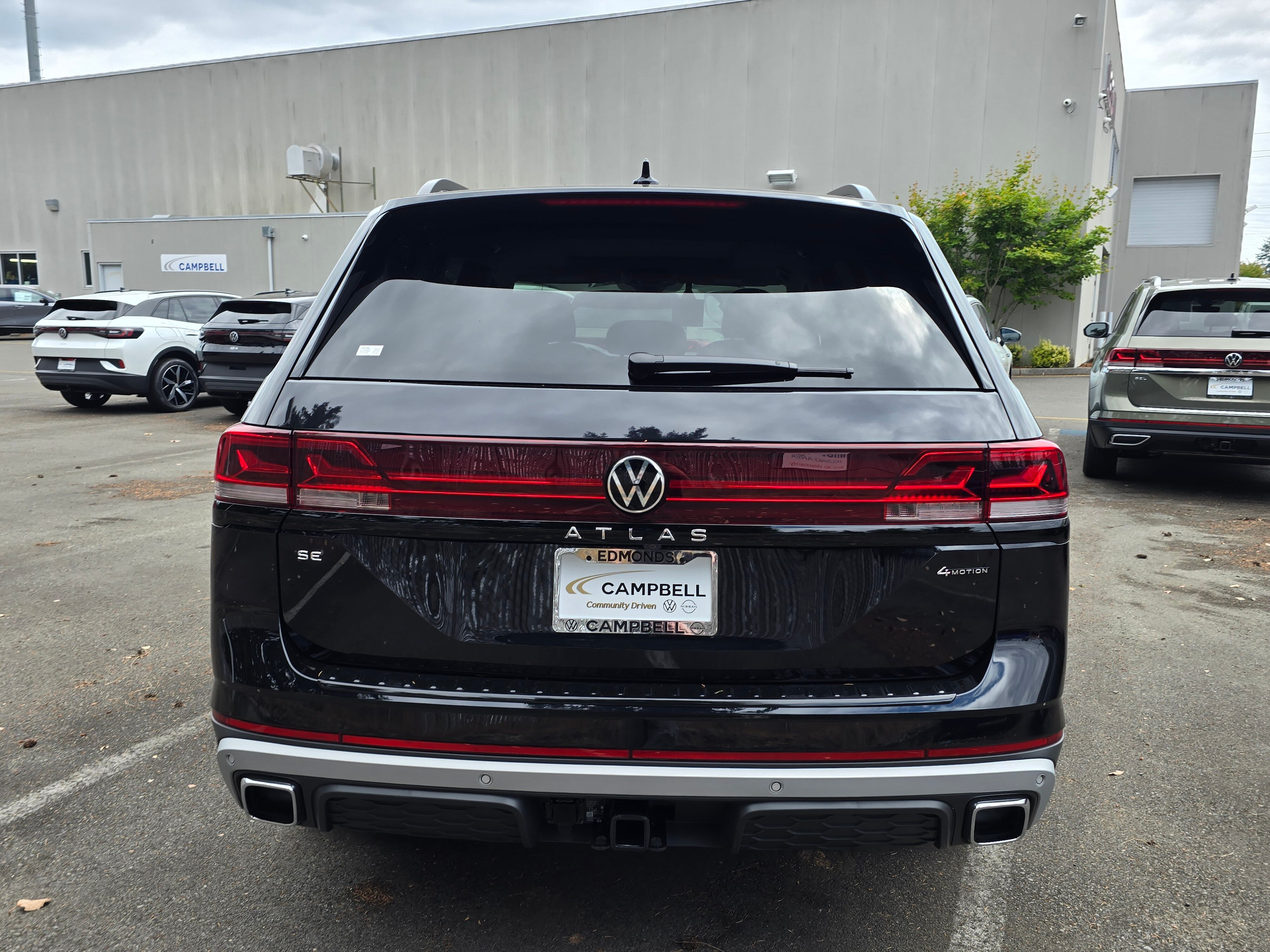 Vehicle image 6 of 27