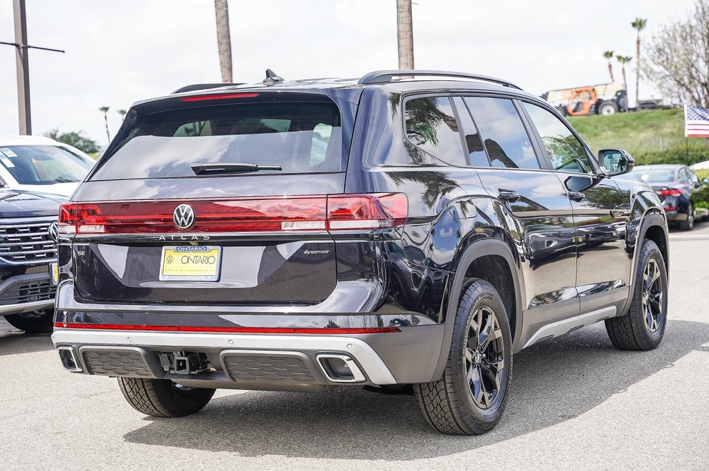 Vehicle image 4 of 29