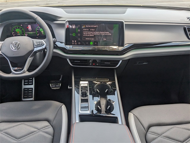 Vehicle image 15 of 29