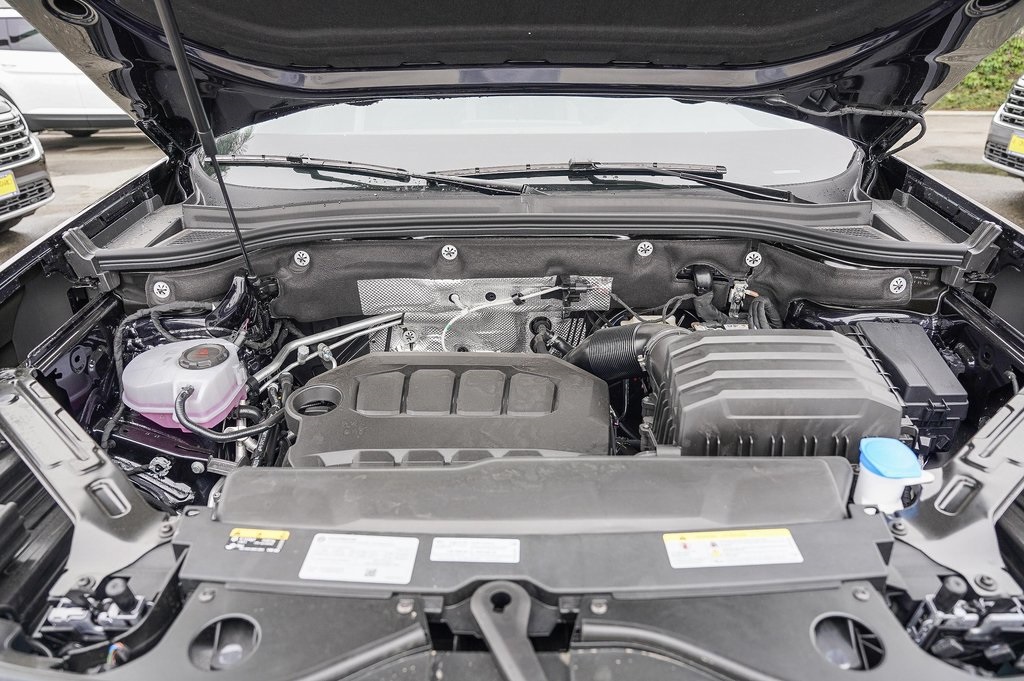 Vehicle image 29 of 30