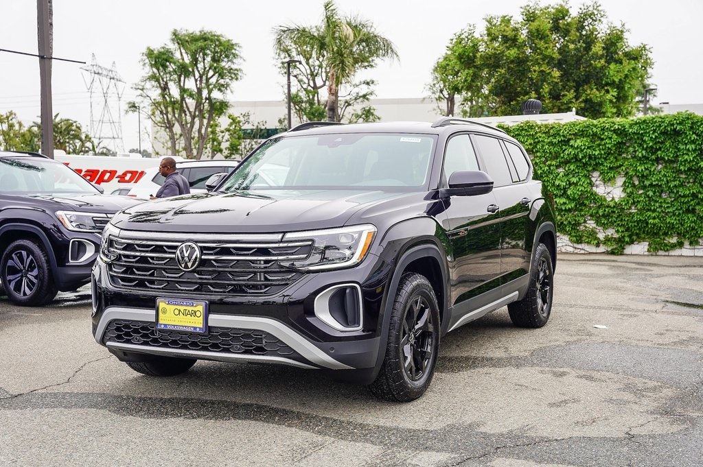 Vehicle image 1 of 30