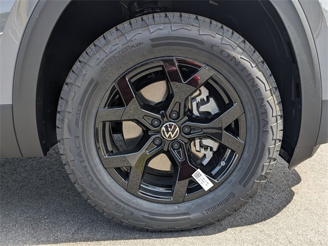 Vehicle image 10 of 29