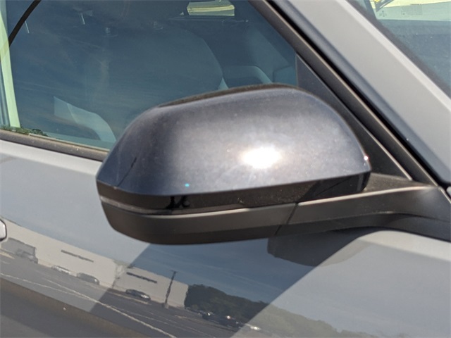 Vehicle image 11 of 29