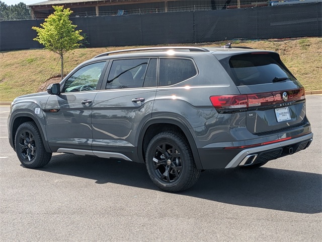 Vehicle image 7 of 29