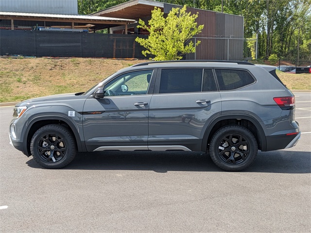 Vehicle image 8 of 29