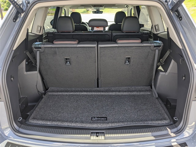 Vehicle image 12 of 27