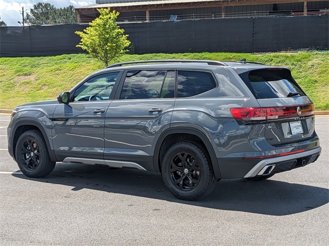 Vehicle image 7 of 27