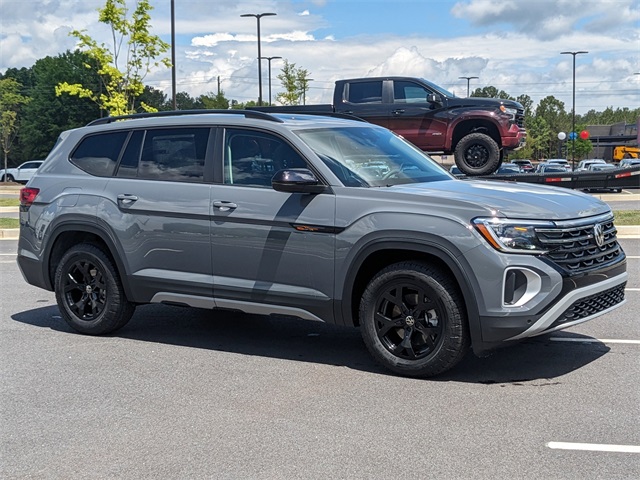 Vehicle image 3 of 27