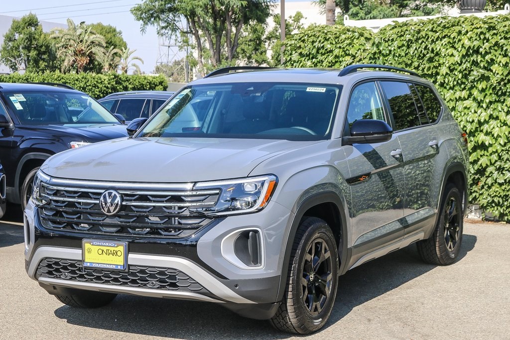 Vehicle image 1 of 33