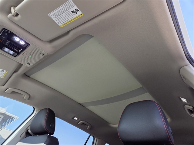 2025 Volkswagen Atlas 2.0T Peak Edition Image 14 of 14