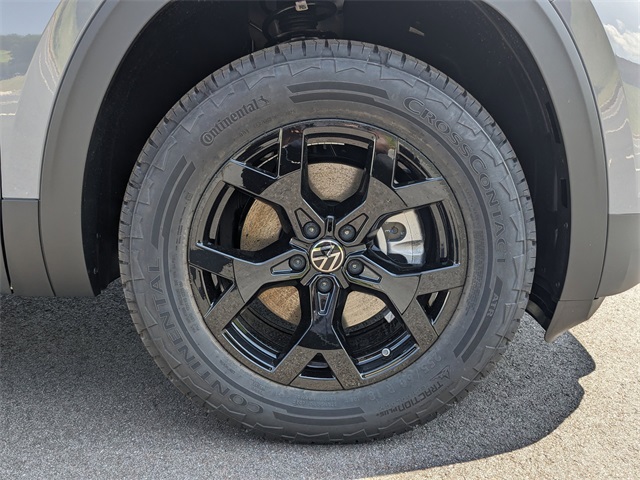 Vehicle image 10 of 30
