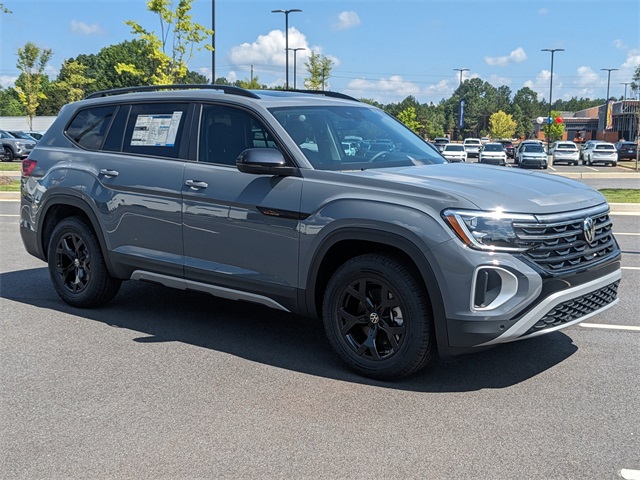Vehicle image 3 of 30
