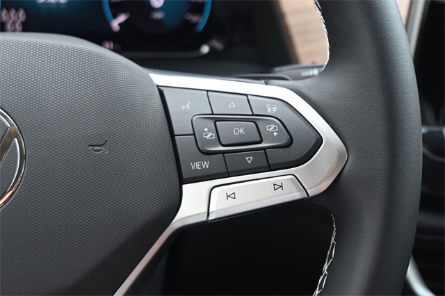 2025 Volkswagen Atlas 2.0T SE Image 17 of 21