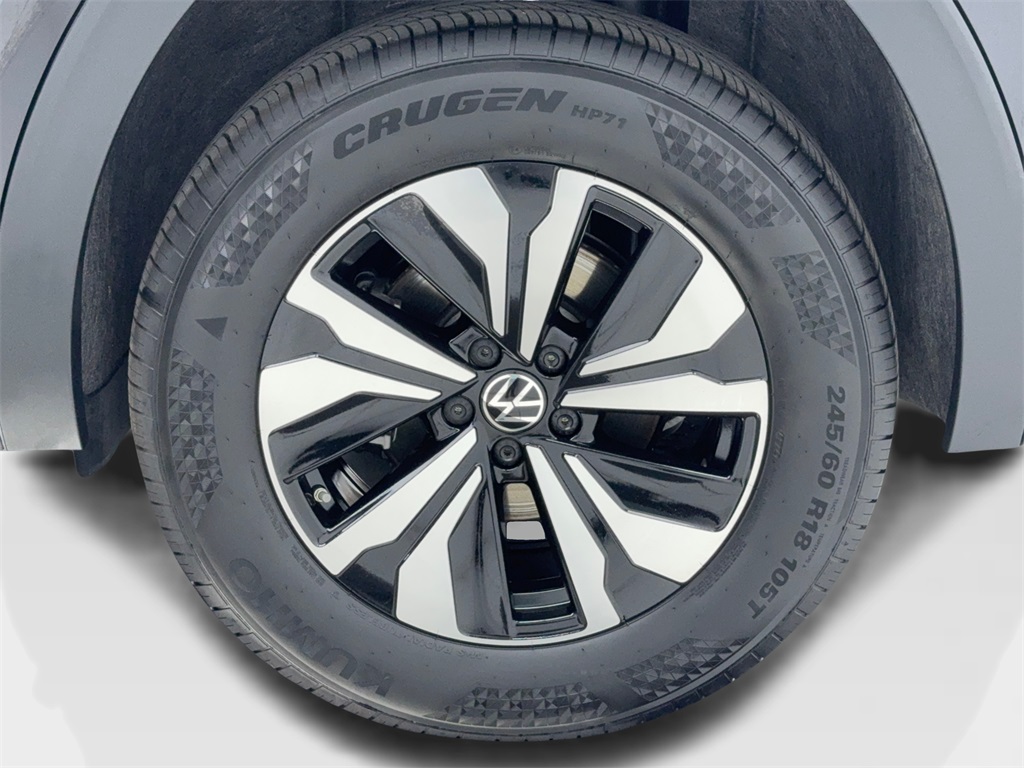 2025 Volkswagen Atlas 2.0T SE Image 10 of 63