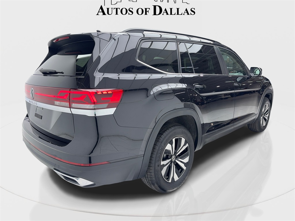2025 Volkswagen Atlas 2.0T SE Image 5 of 63