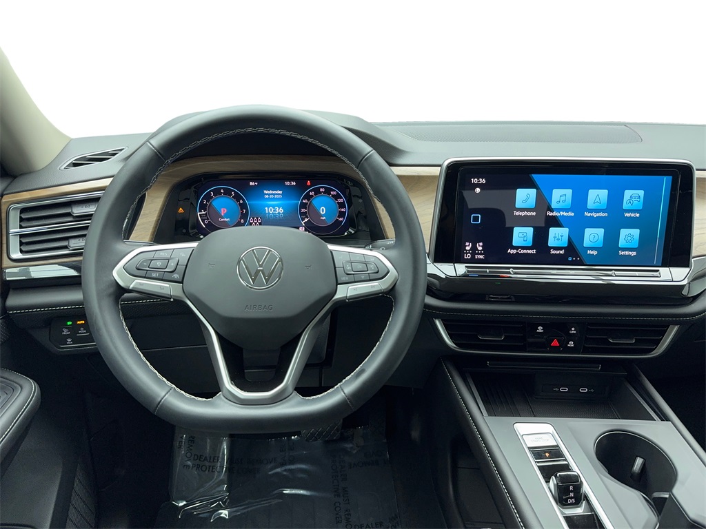 2025 Volkswagen Atlas 2.0T SE Image 33 of 63