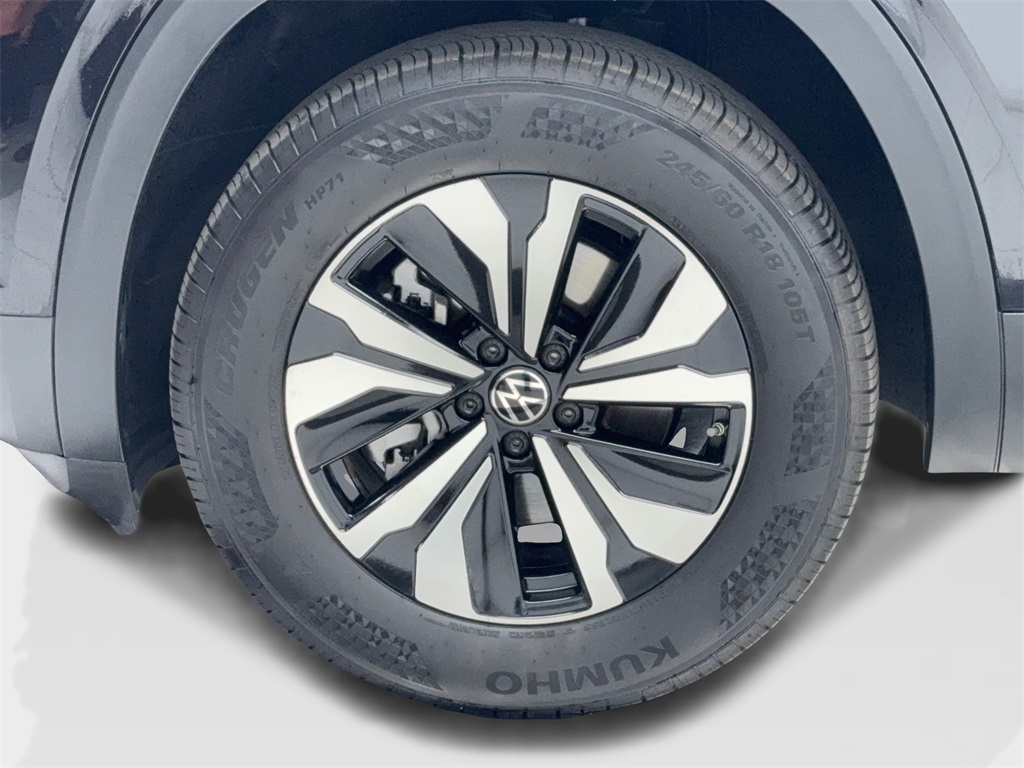 2025 Volkswagen Atlas 2.0T SE Image 11 of 63