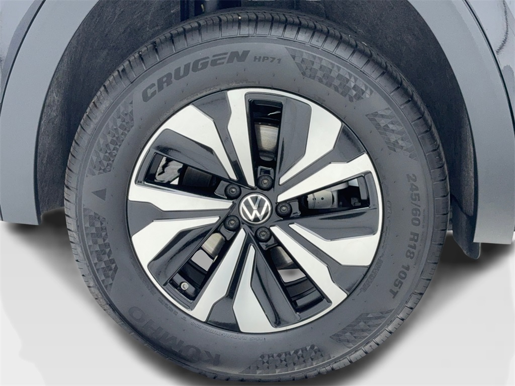2025 Volkswagen Atlas 2.0T SE Image 12 of 63