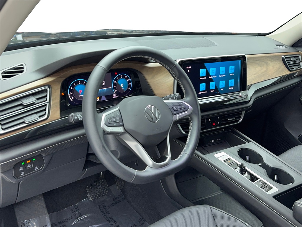 2025 Volkswagen Atlas 2.0T SE Image 32 of 63