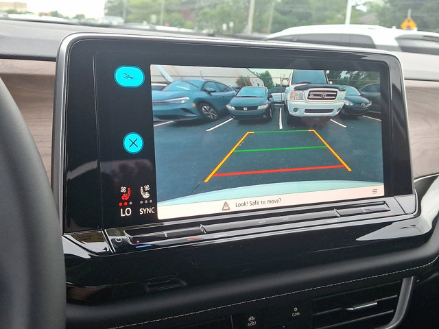 Vehicle image 14 of 20