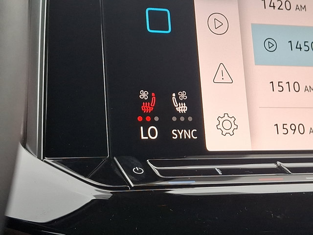 Vehicle image 12 of 20
