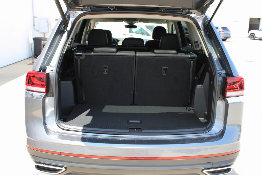 2025 Volkswagen Atlas 2.0T SE Image 7 of 20