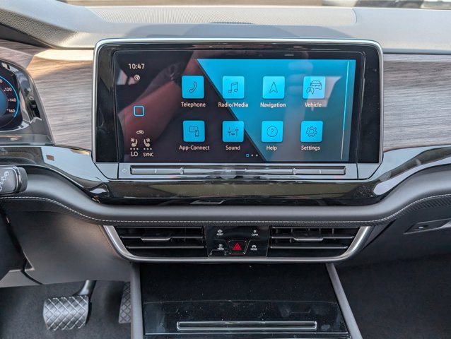 2025 Volkswagen Atlas 2.0T SEL Image 16 of 30