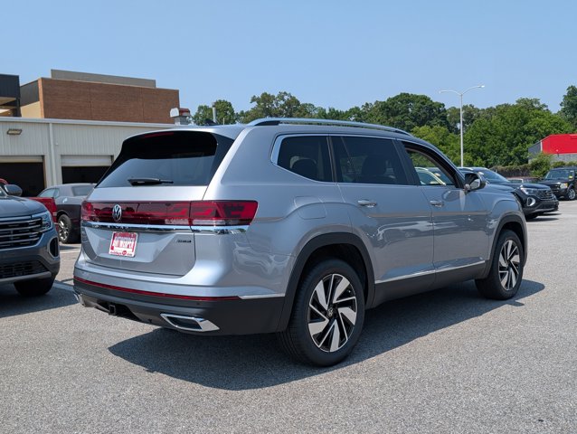 2025 Volkswagen Atlas 2.0T SEL Image 4 of 30