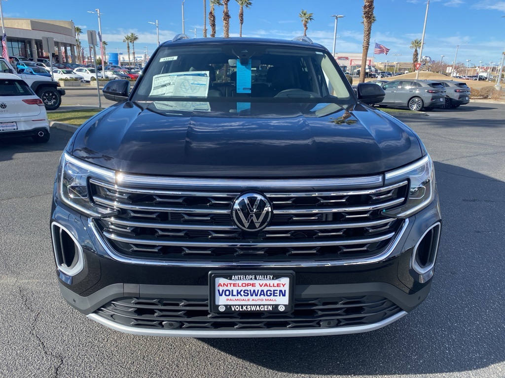 Vehicle image 2 of 36