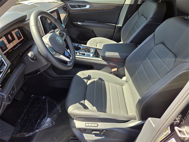 2025 Volkswagen Atlas 2.0T SEL Image 8 of 14