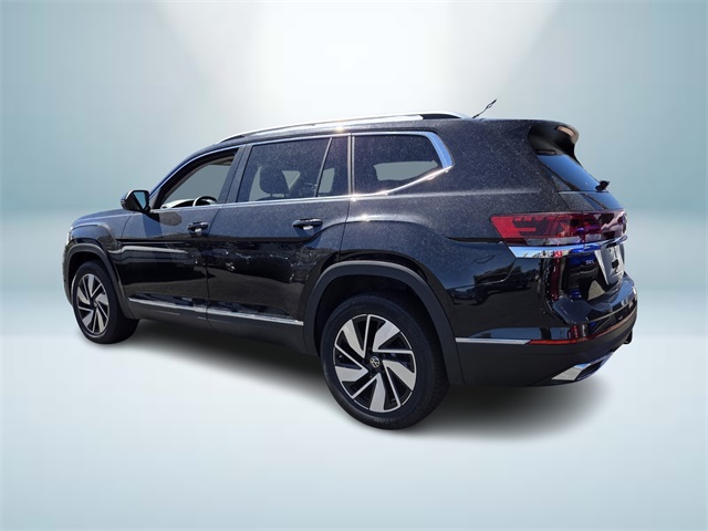 2025 Volkswagen Atlas 2.0T SEL Image 4 of 14