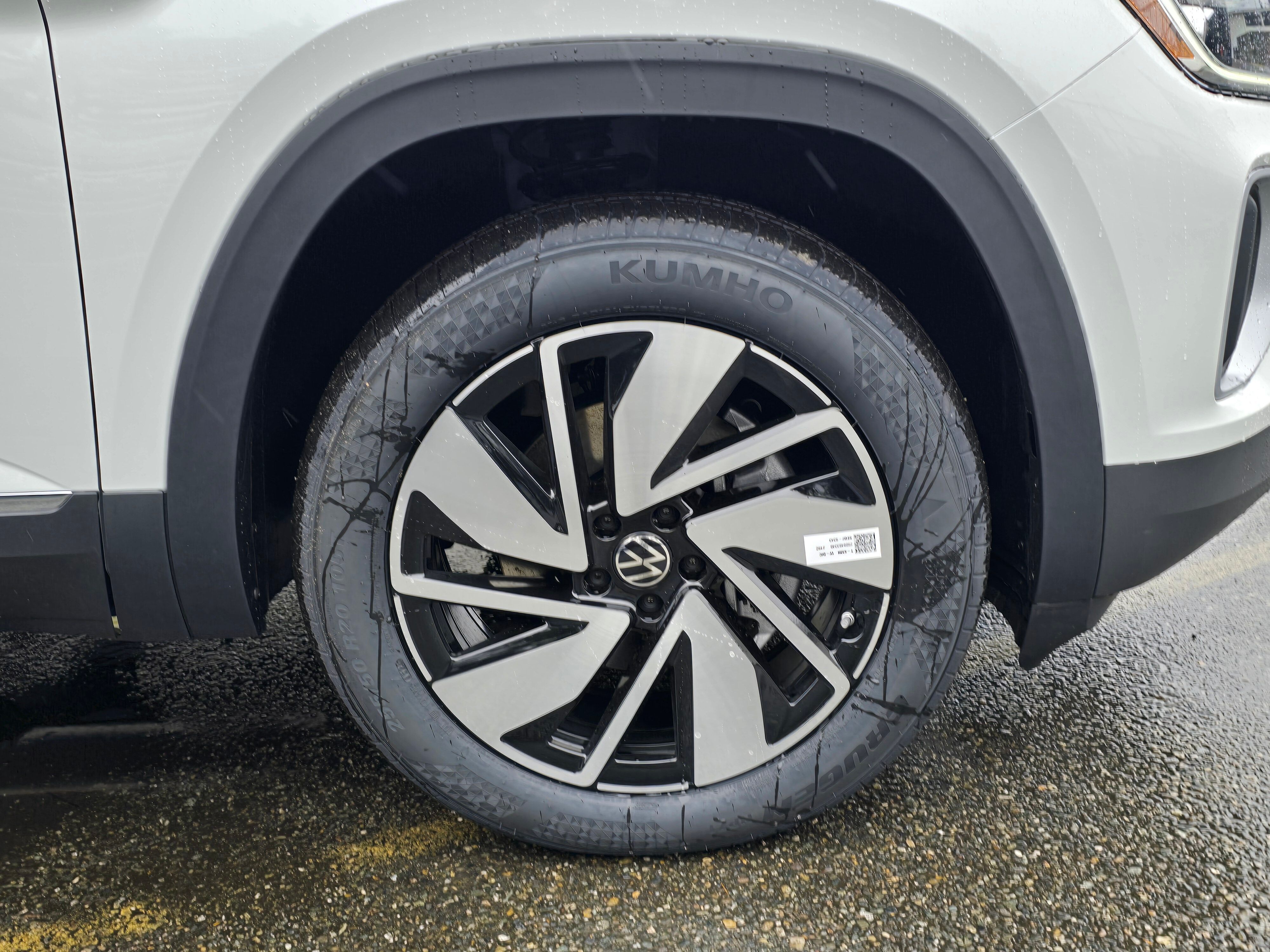Vehicle image 9 of 30