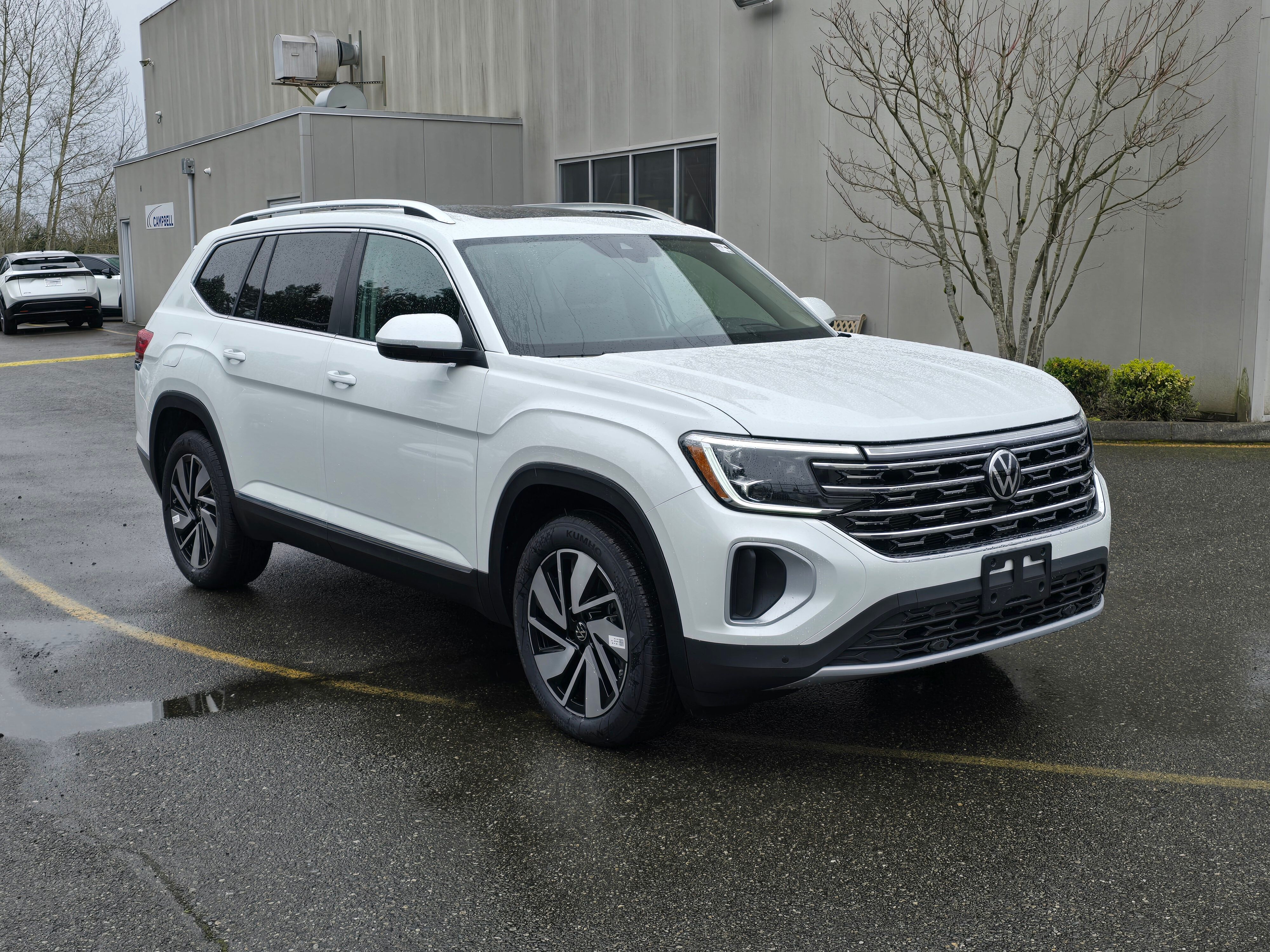 Vehicle image 3 of 30