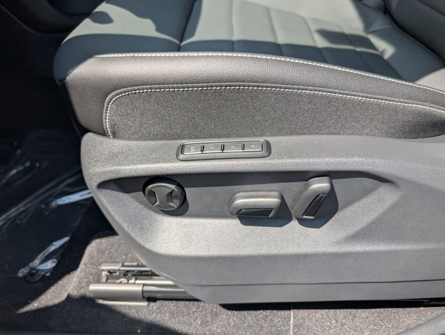 2025 Volkswagen Atlas 2.0T SEL Image 28 of 30