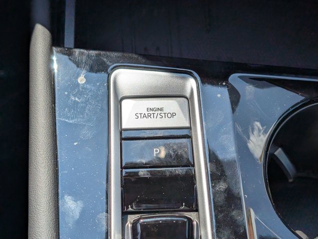 2025 Volkswagen Atlas 2.0T SEL Image 22 of 30