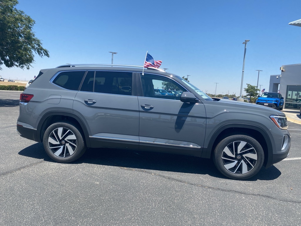 Vehicle image 4 of 35