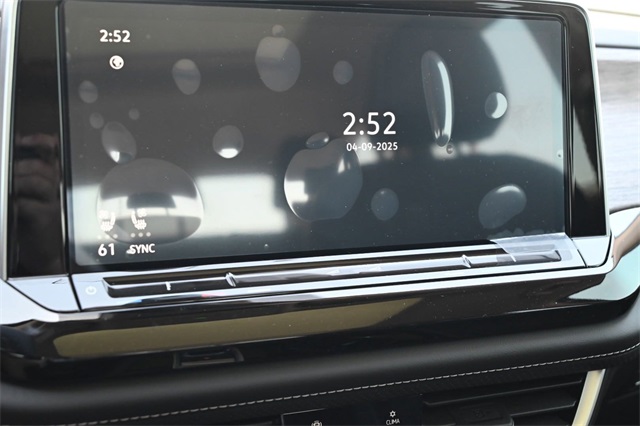 2025 Volkswagen Atlas 2.0T SEL Image 14 of 22