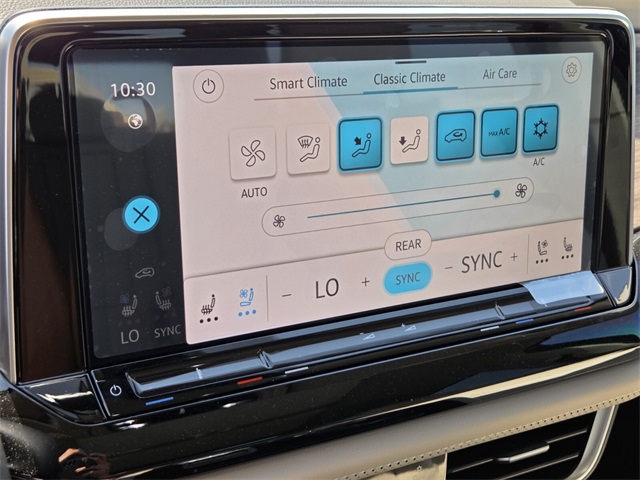 2025 Volkswagen Atlas 2.0T SEL Image 10 of 14