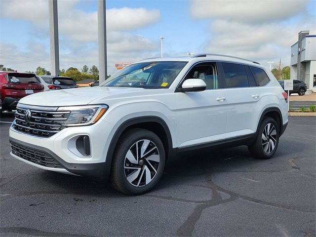 Vehicle image 1 of 39