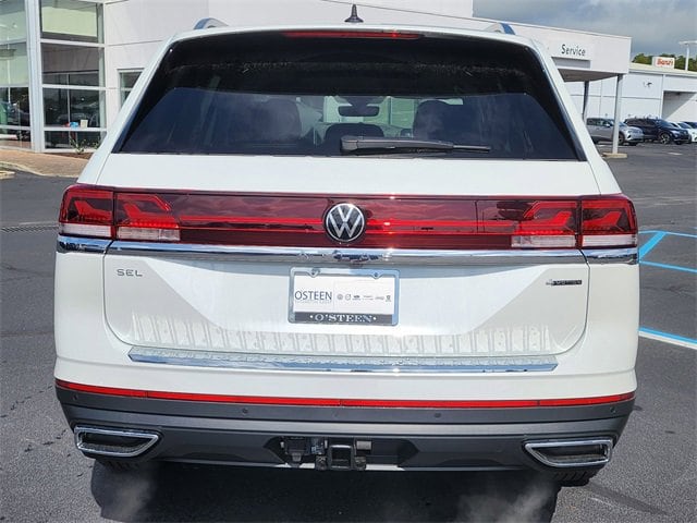 Vehicle image 9 of 39