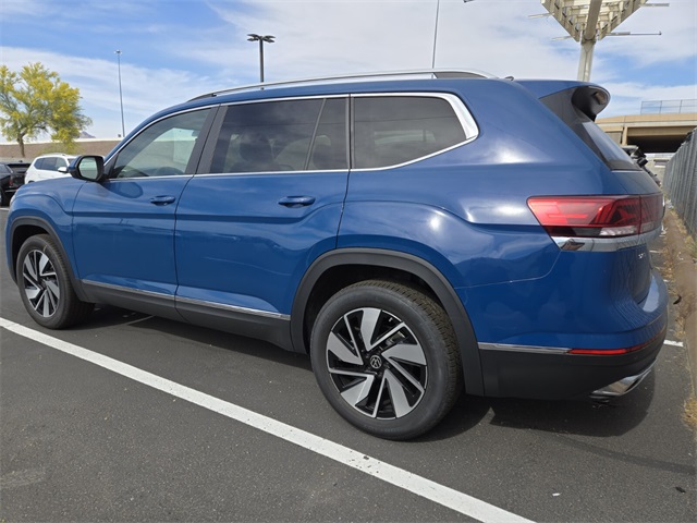 2025 Volkswagen Atlas 2.0T SEL Image 4 of 5