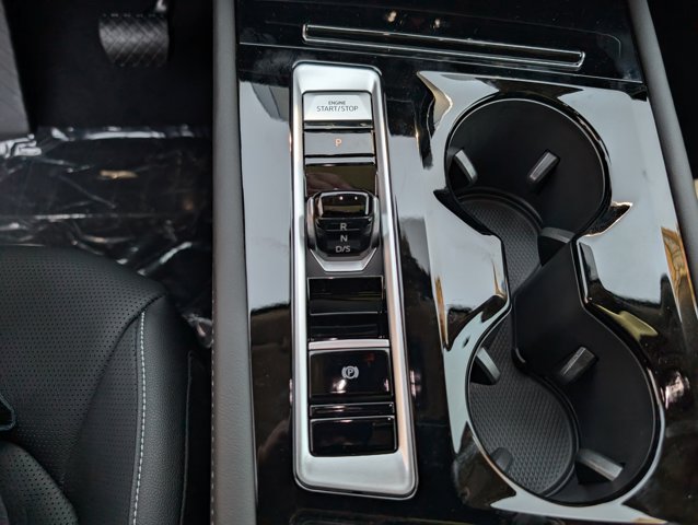 2025 Volkswagen Atlas 2.0T SEL Image 23 of 31