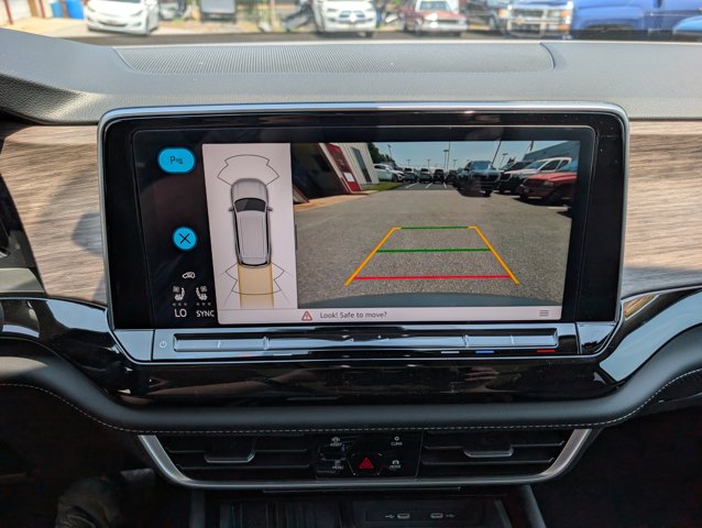 2025 Volkswagen Atlas 2.0T SEL Image 29 of 31