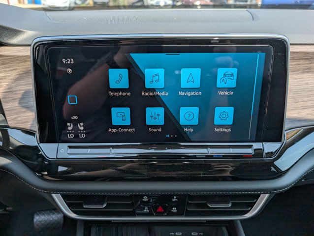 2025 Volkswagen Atlas 2.0T SEL Image 26 of 31