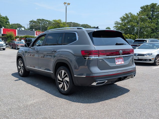 2025 Volkswagen Atlas 2.0T SEL Image 5 of 31