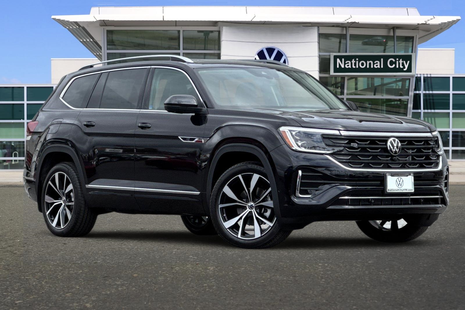 Vehicle image 2 of 25
